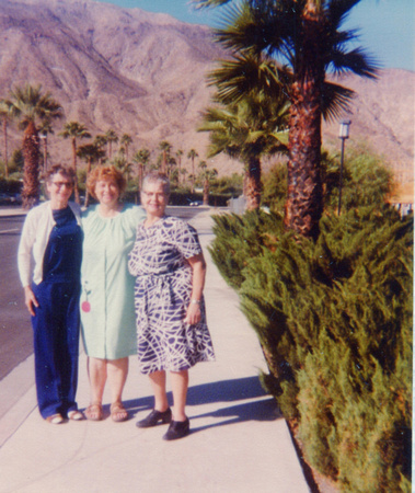 Amanda, Bertha, Emma Nov 1980 page 40 Carol Thompson-Emma Hischka album